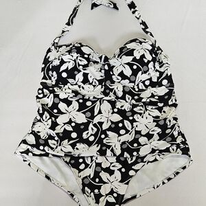 Catalina One Piece Swimsuit 2X • Black & White Floral Halter Tummy Control